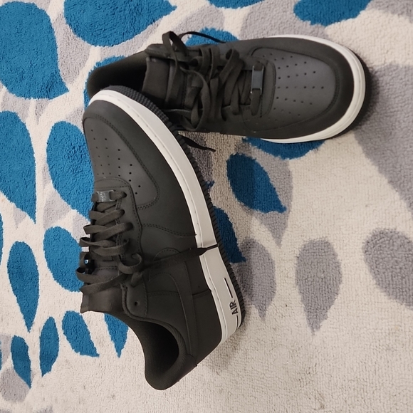 Sable Green/Sable Green-Light BN Air Force 1s - Picture 2 of 6